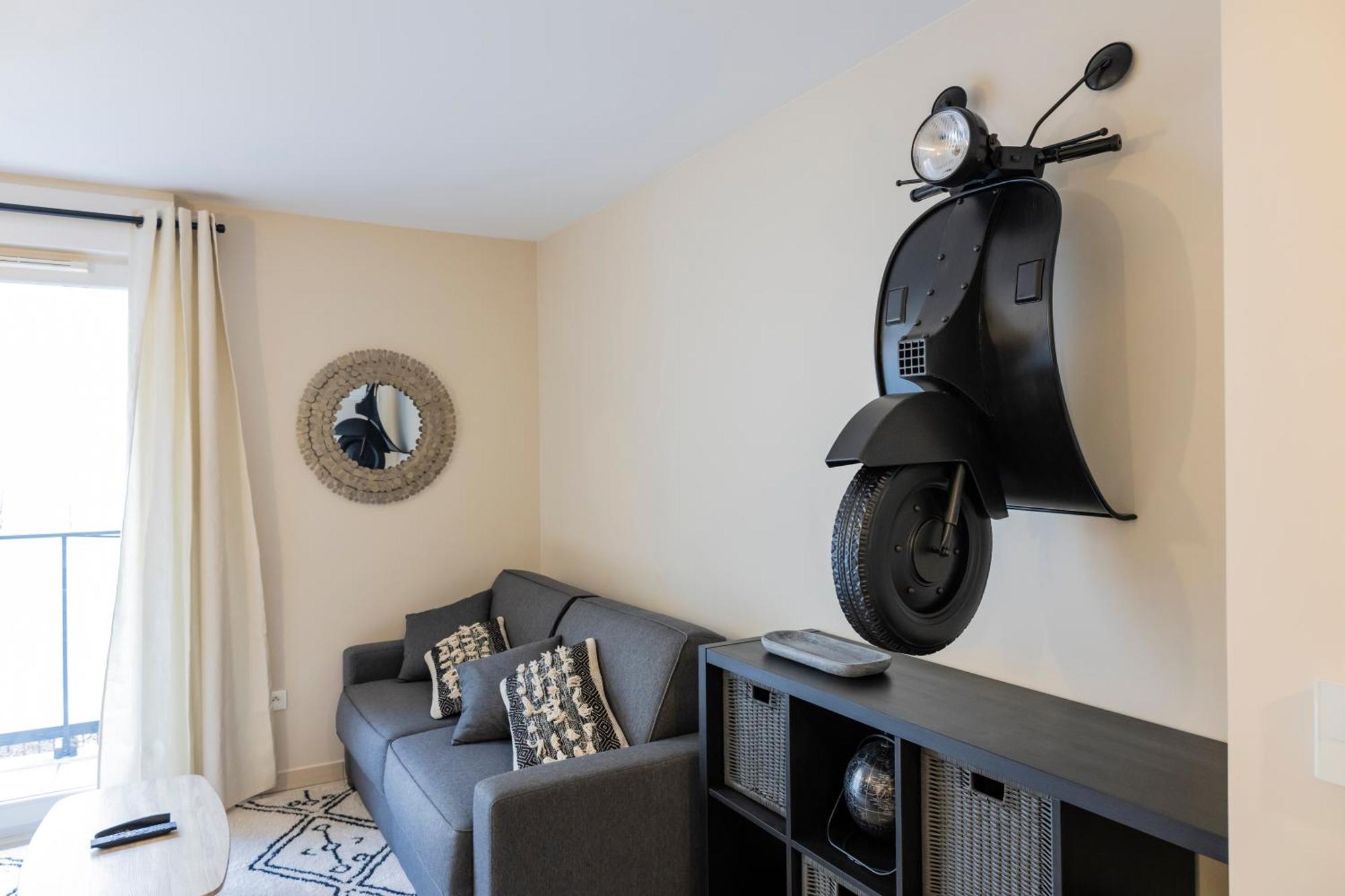 Charmant Studio En Residence Avec Parking Bussy-Saint-Georges Exterior foto